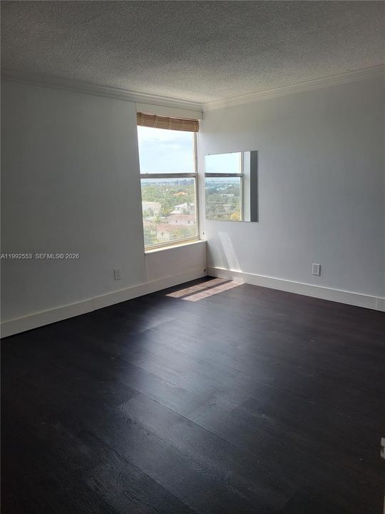 For Rent: $23,509 (2 beds, 2 baths, 963 Square Feet)