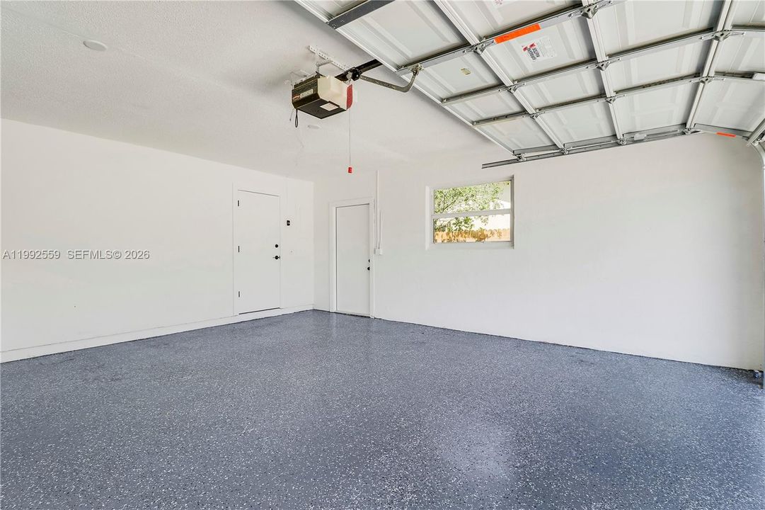 For Sale: $825,000 (3 beds, 2 baths, 1682 Square Feet)