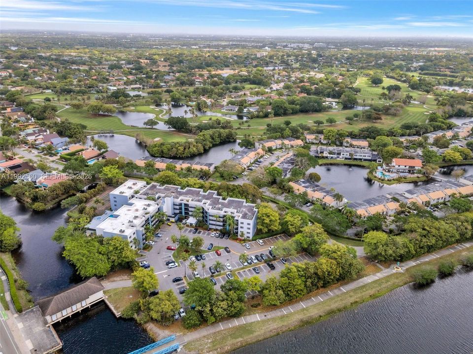 En Venta: $199,900 (2 camas, 2 baños, 1210 Pies cuadrados)