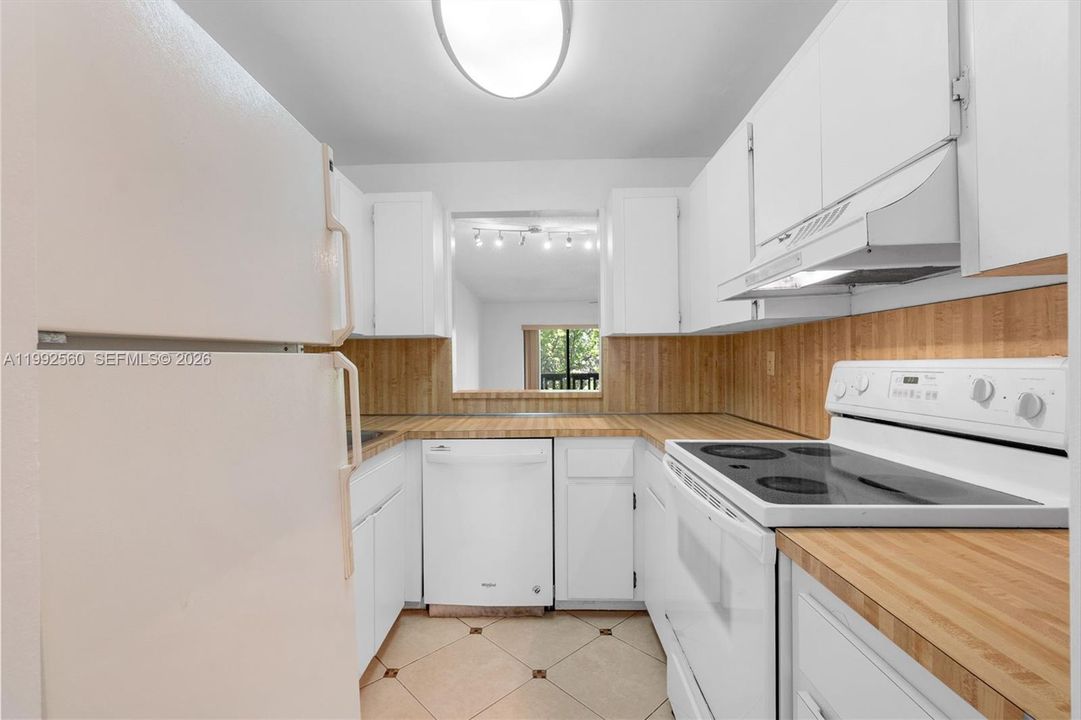 En Venta: $199,900 (2 camas, 2 baños, 1210 Pies cuadrados)