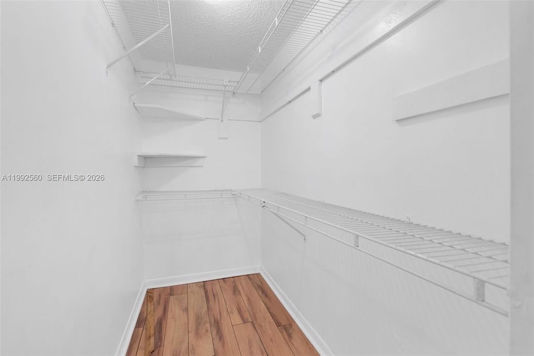 En Venta: $199,900 (2 camas, 2 baños, 1210 Pies cuadrados)