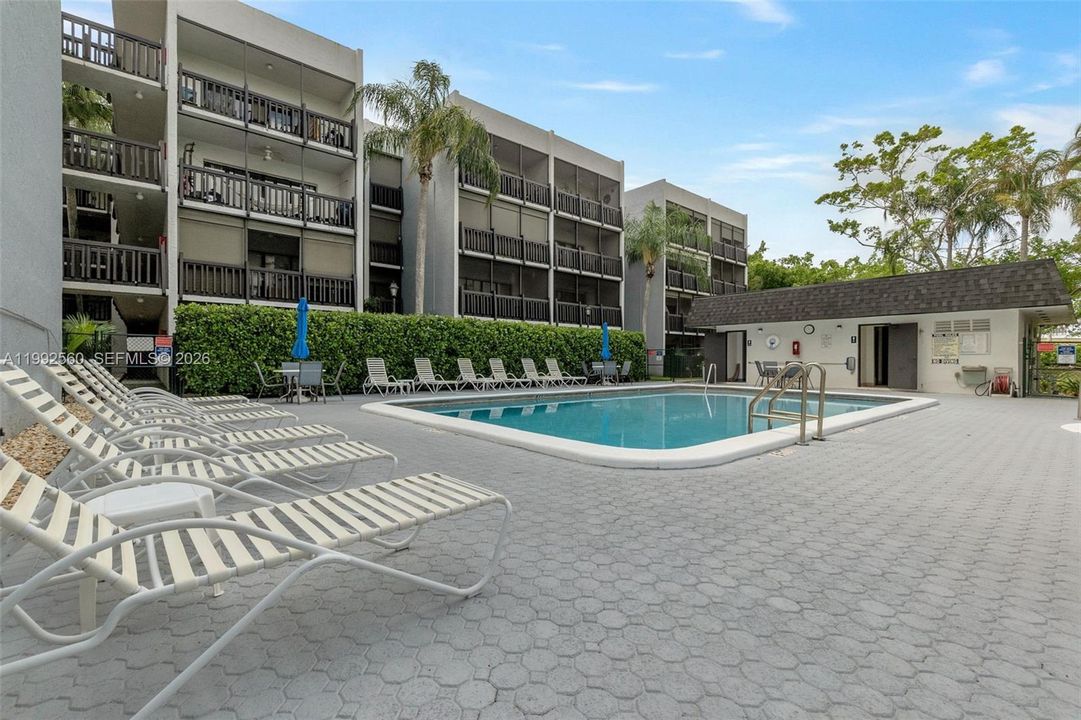 En Venta: $199,900 (2 camas, 2 baños, 1210 Pies cuadrados)