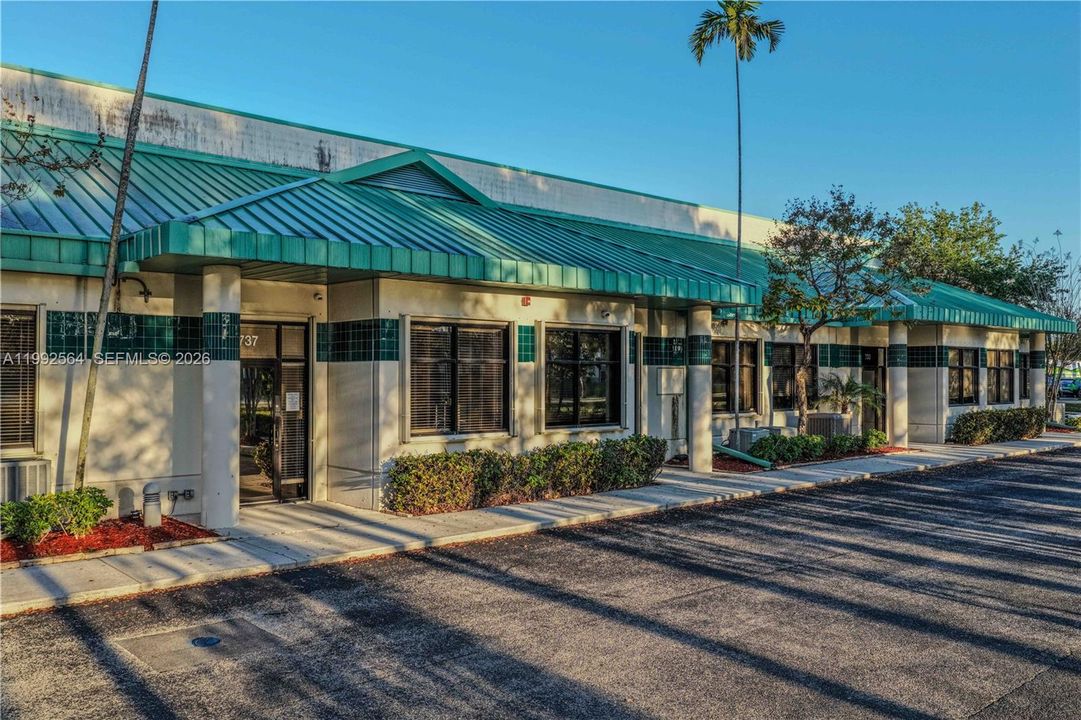 For Sale: $2,611,000 (0 beds, 0 baths, 0 Square Feet)