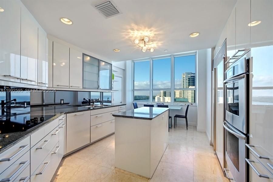 Active With Contract: $12,000 (3 beds, 4 baths, 2918 Square Feet)