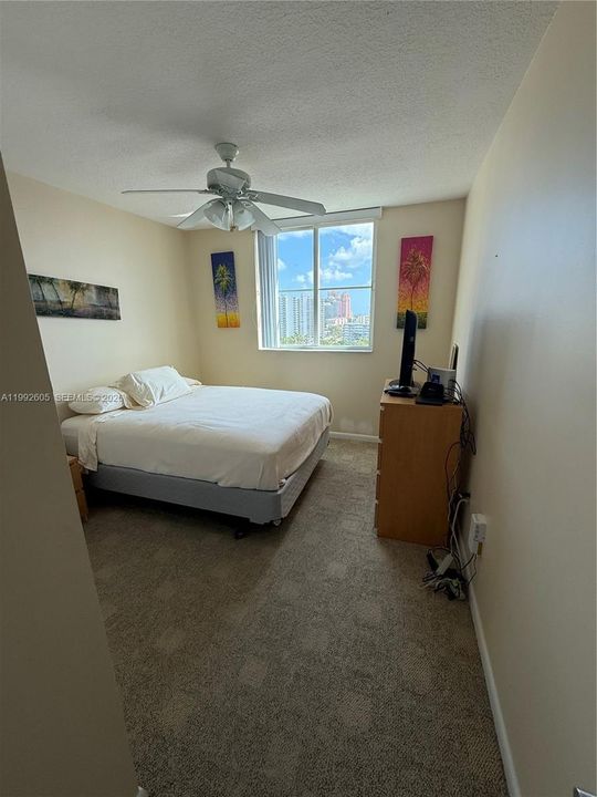 Active With Contract: $699,900 (3 beds, 2 baths, 1510 Square Feet)