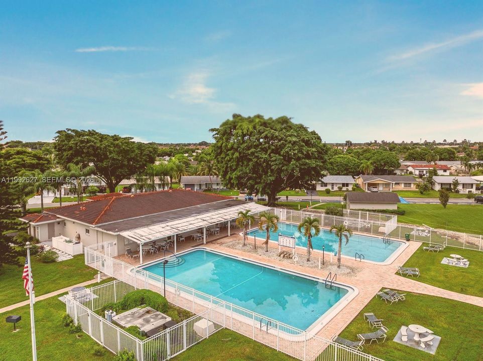 Vendido Recientemente: $255,000 (2 camas, 1 baños, 806 Pies cuadrados)