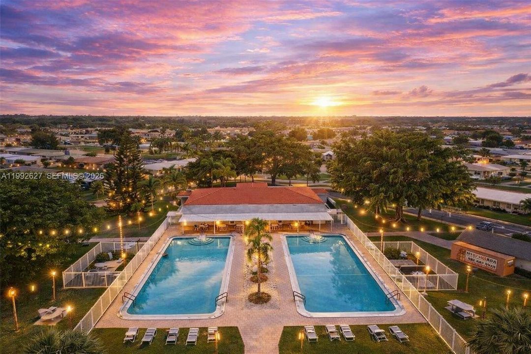 Vendido Recientemente: $255,000 (2 camas, 1 baños, 806 Pies cuadrados)
