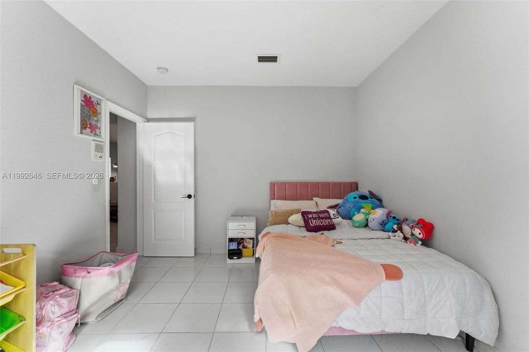 For Sale: $710,000 (3 beds, 2 baths, 1878 Square Feet)