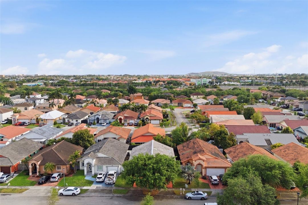 For Sale: $710,000 (3 beds, 2 baths, 1878 Square Feet)