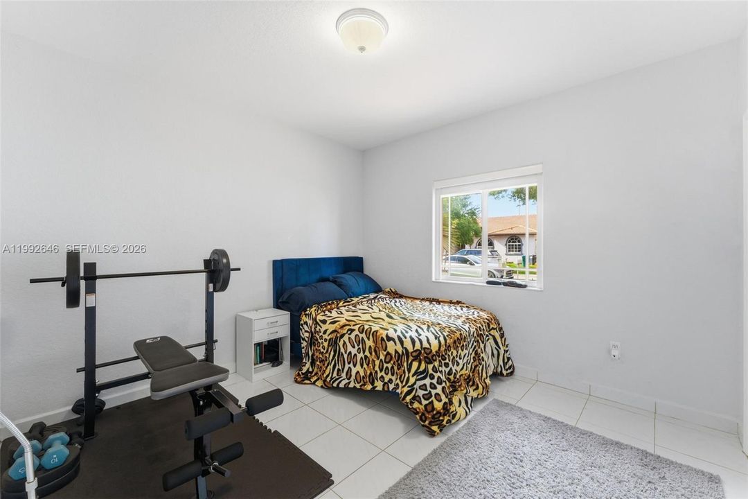 For Sale: $710,000 (3 beds, 2 baths, 1878 Square Feet)