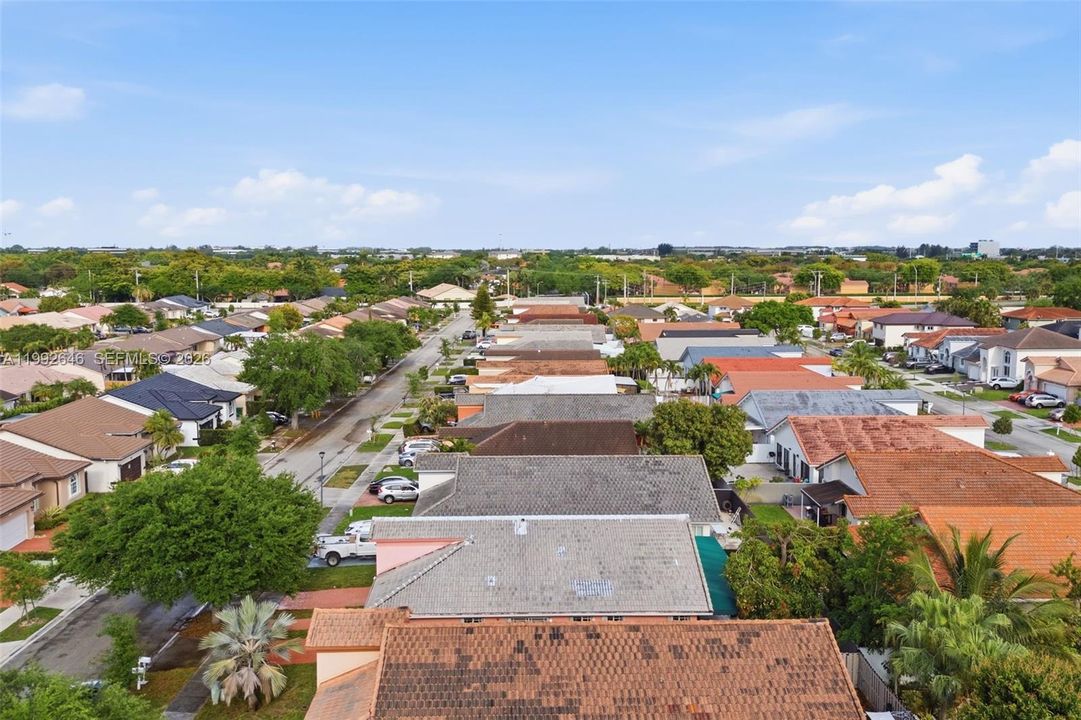 For Sale: $710,000 (3 beds, 2 baths, 1878 Square Feet)