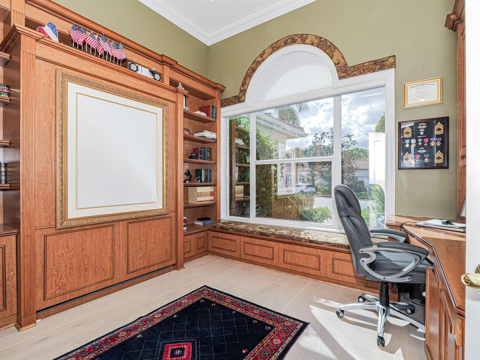 Den/Bedroom