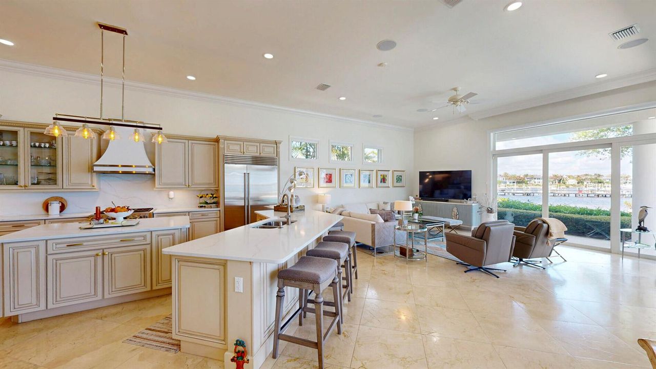 Kitchen/Family Room