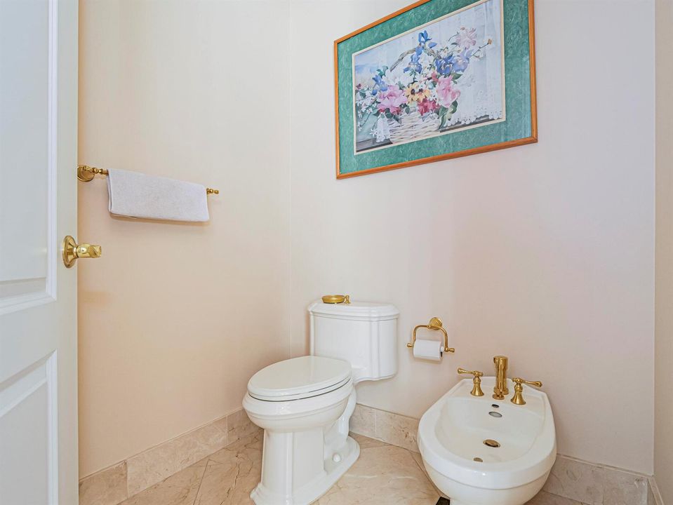 Bidet