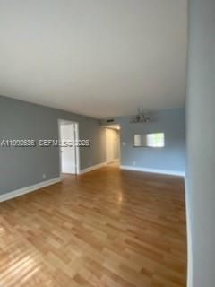 Active With Contract: $155,000 (1 beds, 1 baths, 620 Square Feet)