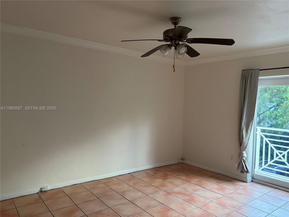 Recently Rented: $2,250 (1 beds, 1 baths, 608 Square Feet)