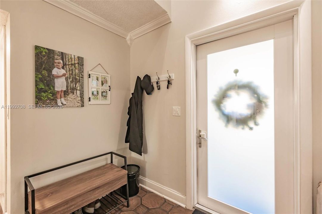 На продажу: $750,000 (4 спален, 3 ванн, 2150 Квадратных фут)