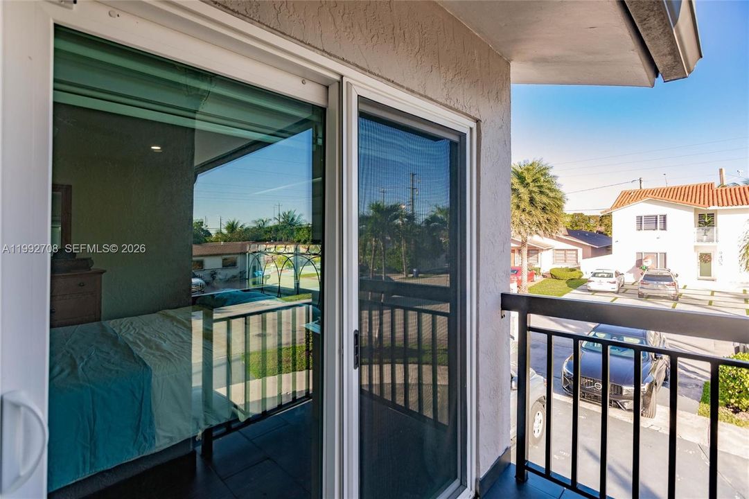 На продажу: $750,000 (4 спален, 3 ванн, 2150 Квадратных фут)