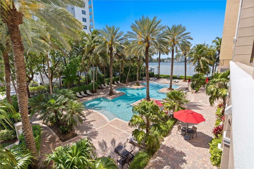 For Sale: $620,000 (3 beds, 2 baths, 1353 Square Feet)
