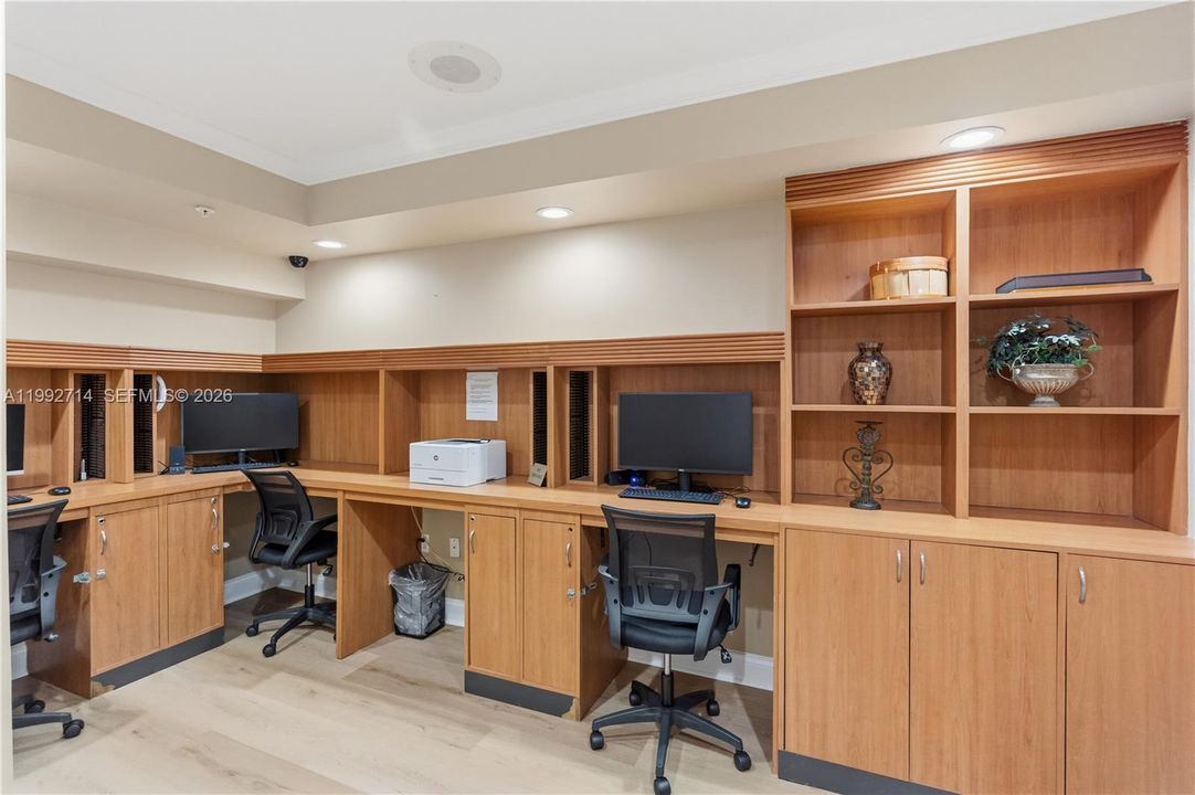 For Sale: $620,000 (3 beds, 2 baths, 1353 Square Feet)