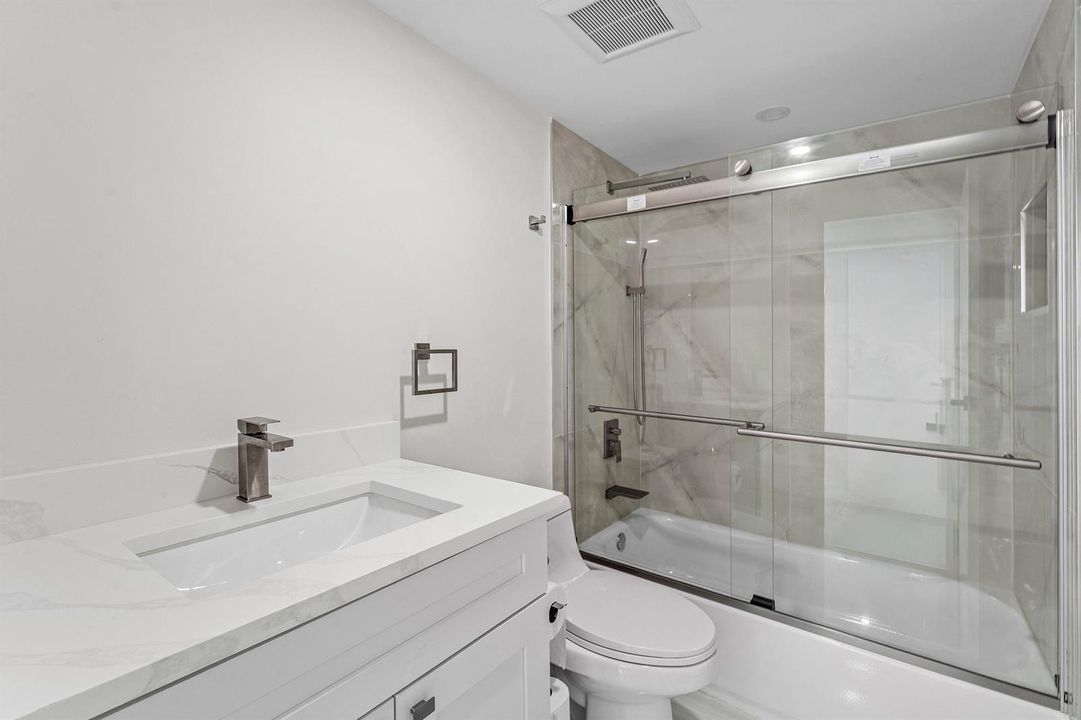 013-5460NorthOceanDrive-5B-SingerIsland-