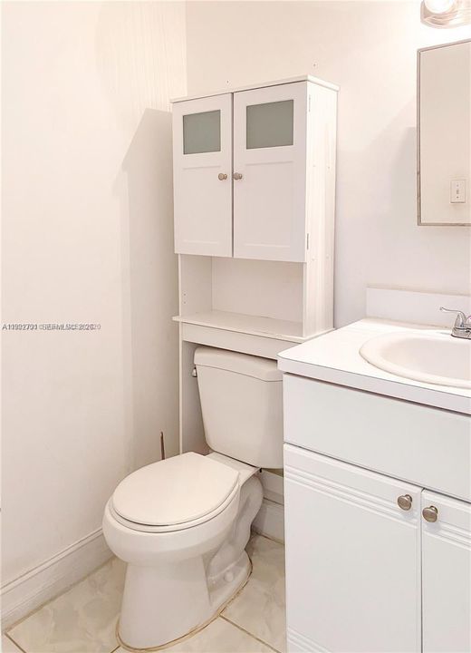 En Venta: $198,000 (0 camas, 1 baños, 431 Pies cuadrados)