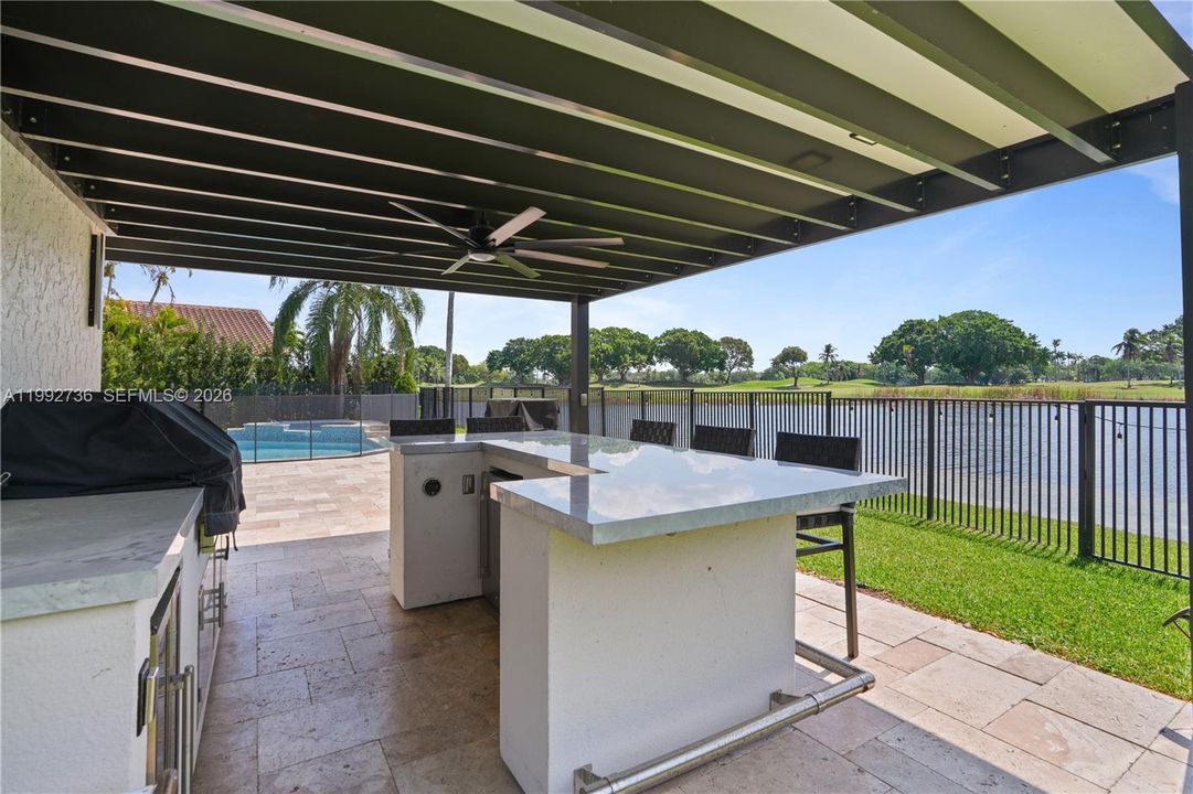 For Rent: $12,500 (5 beds, 3 baths, 3174 Square Feet)
