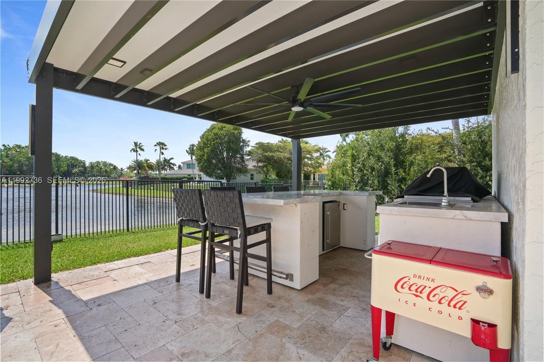 For Rent: $12,500 (5 beds, 3 baths, 3174 Square Feet)