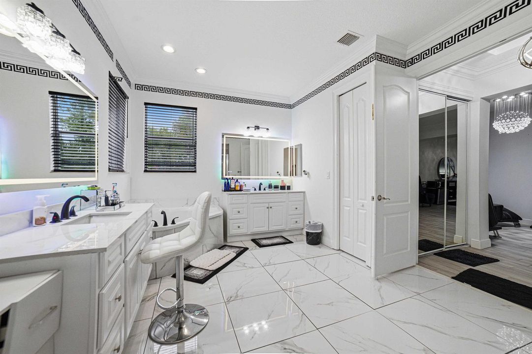 Primary Bathroom Upstairs
