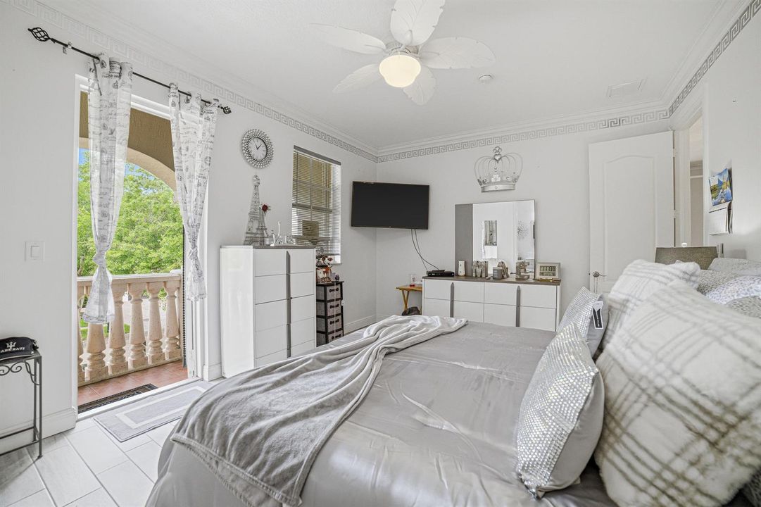 Upstairs Bedroom 3