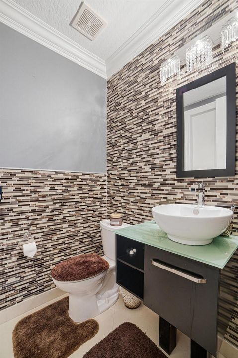 Theater-Bathroom