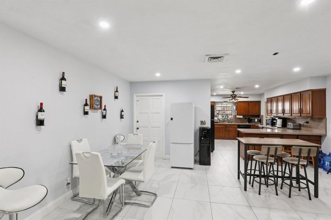 15-web-or-mls-SW 156th Ave-S0904-015