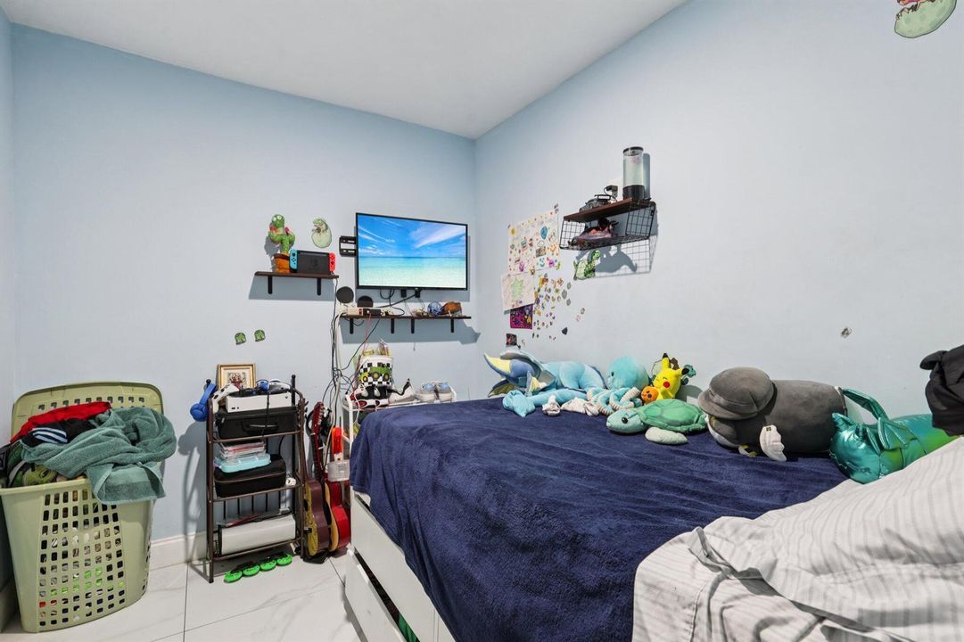 25-web-or-mls-SW 156th Ave-S0904-026