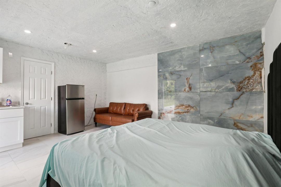 33-web-or-mls-SW 156th Ave-S0904-035