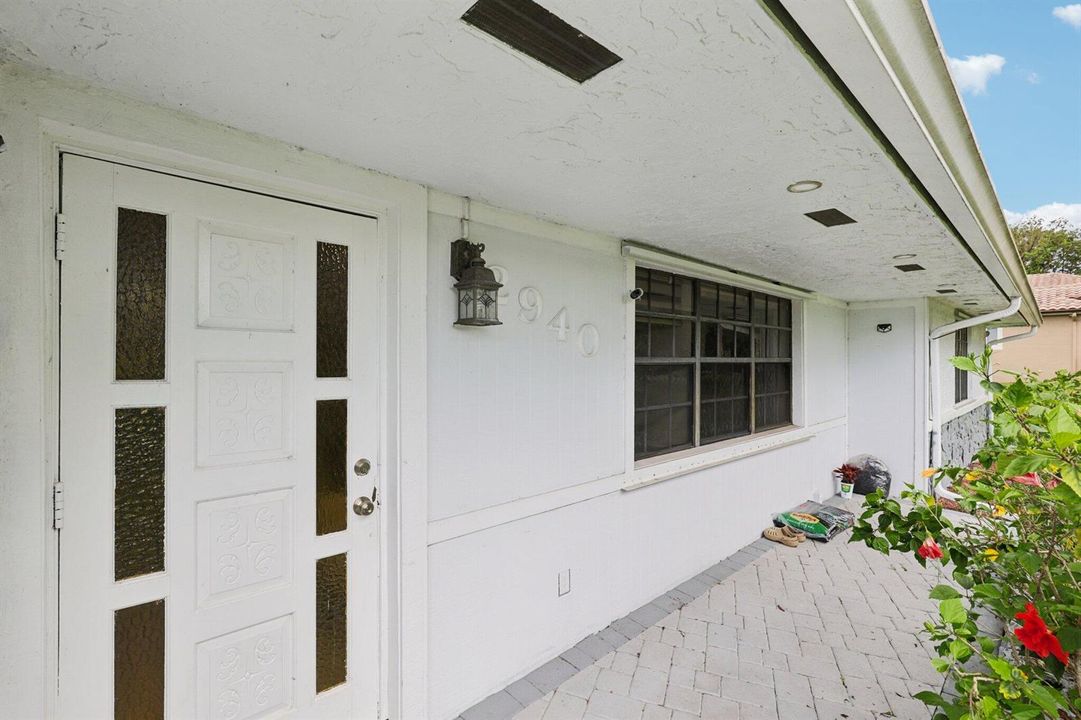 5-web-or-mls-SW 156th Ave-S0904-005