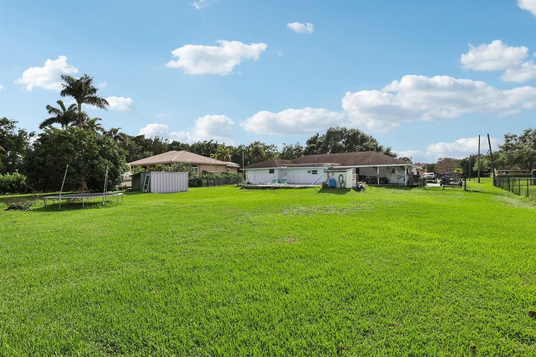 43-web-or-mls-SW 156th Ave-S0904-045