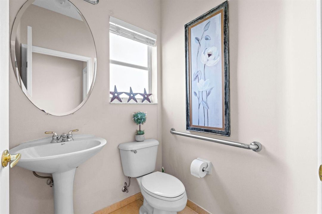 30-web-or-mls-A7401568