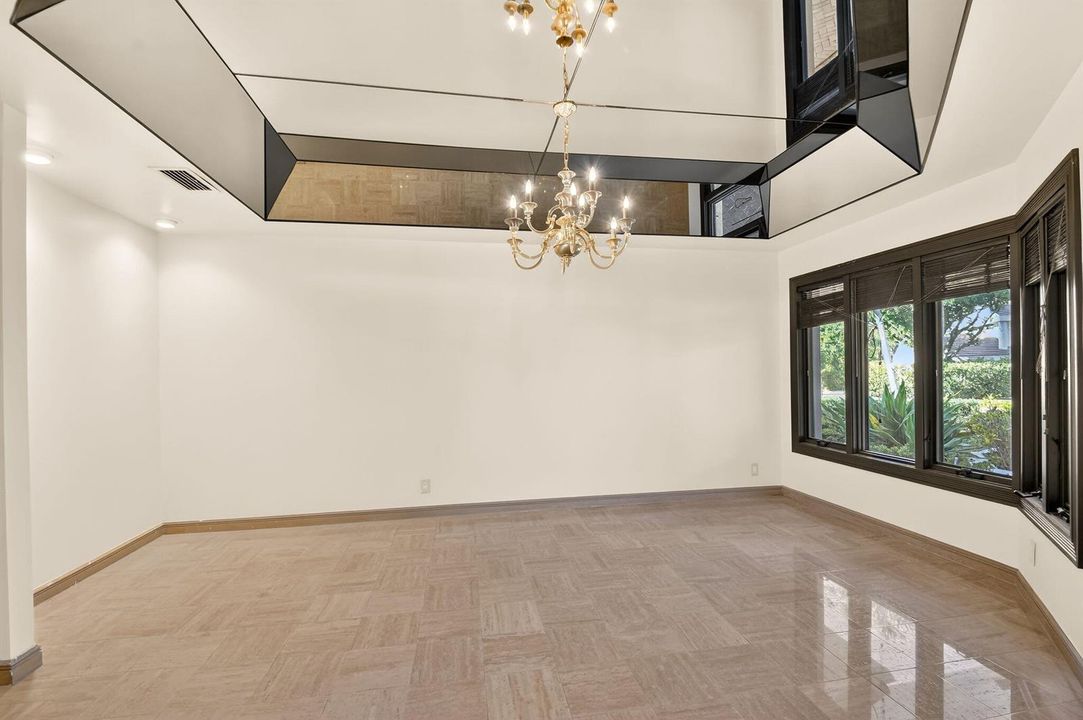 Formal dining 1