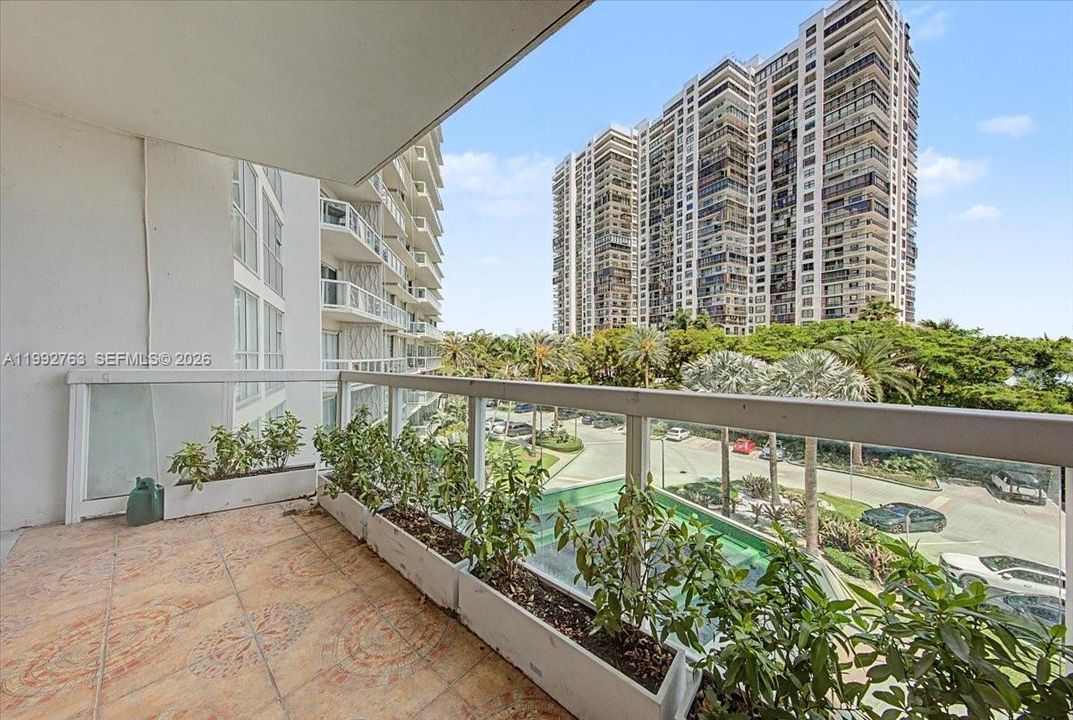 En Venta: $485,000 (1 camas, 1 baños, 1001 Pies cuadrados)