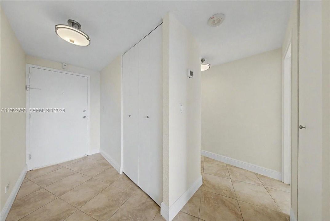 En Venta: $485,000 (1 camas, 1 baños, 1001 Pies cuadrados)