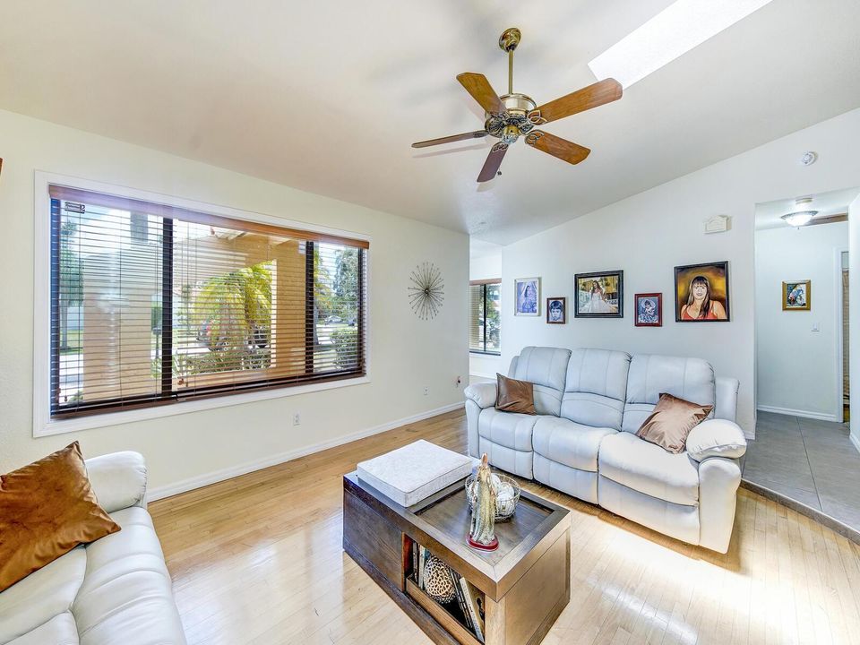 7625 Sunflower Dr Margate FL 33063 USA-0