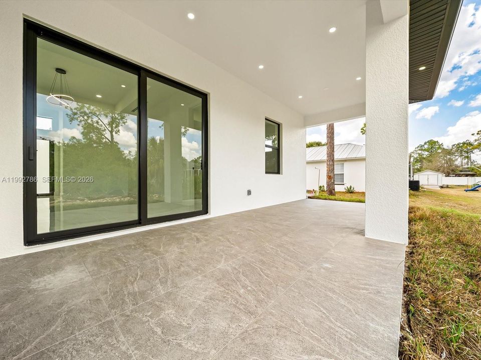 Недавно продано: $344,900 (3 спален, 2 ванн, 1568 Квадратных фут)