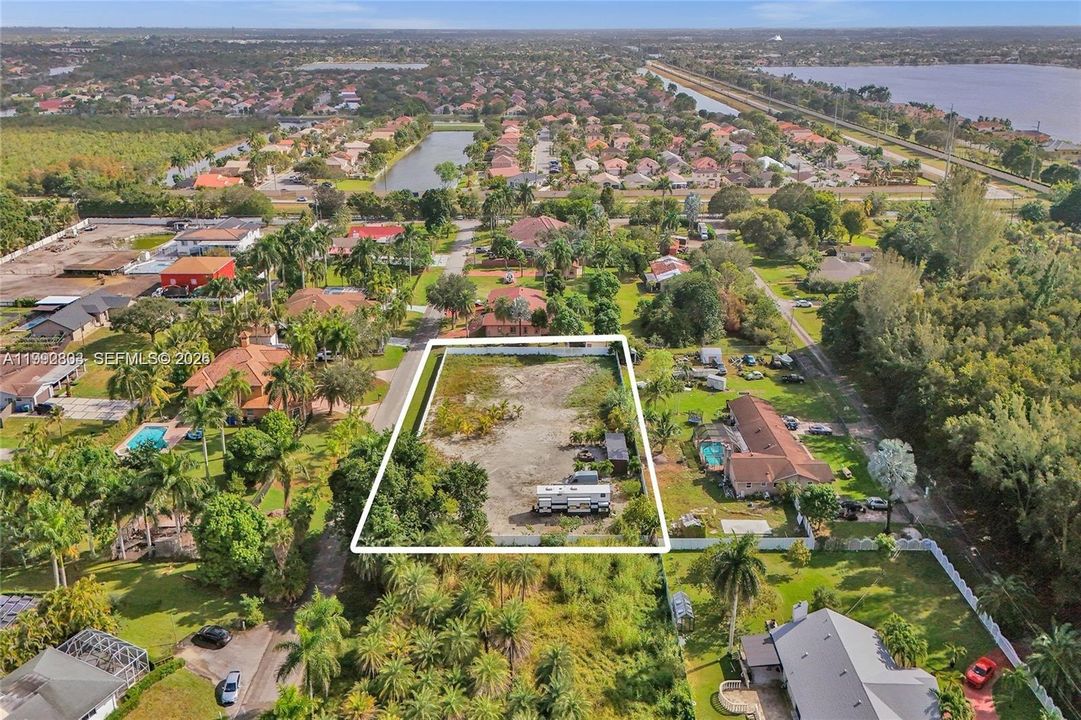 Recently Sold: $740,000 (0.85 acres)