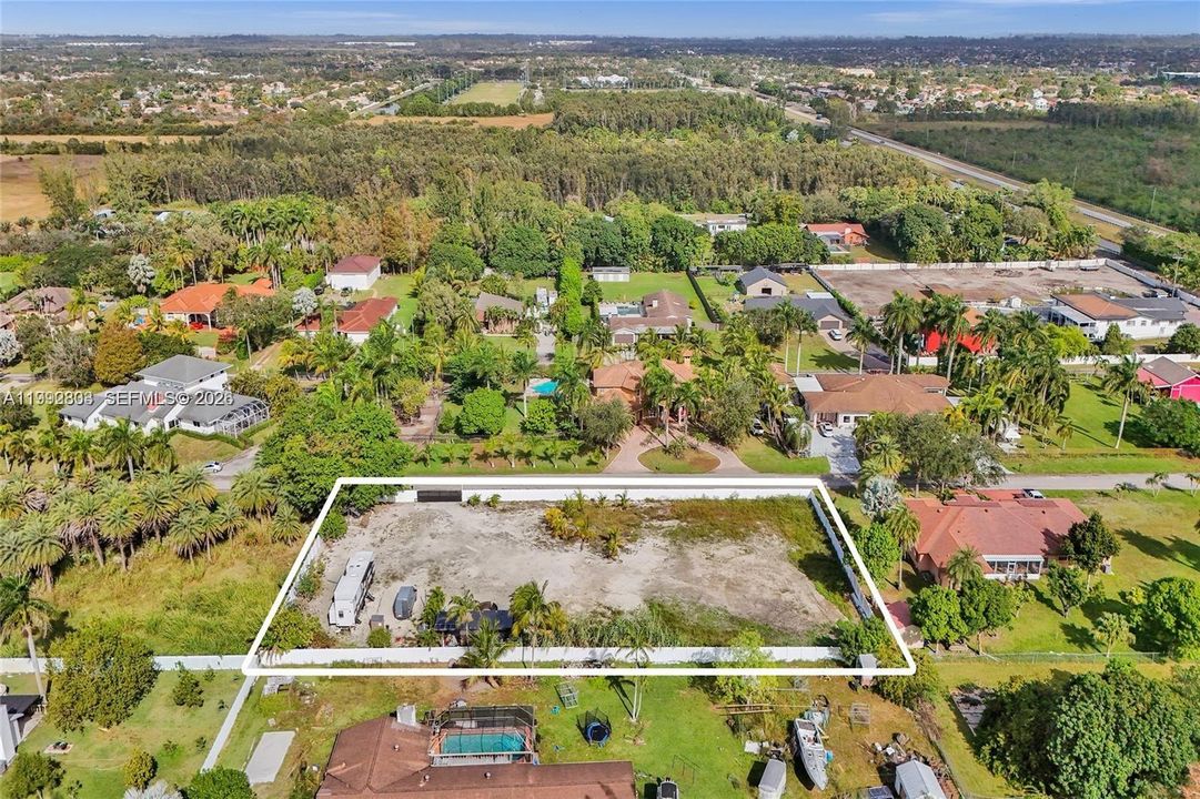 Recently Sold: $740,000 (0.85 acres)