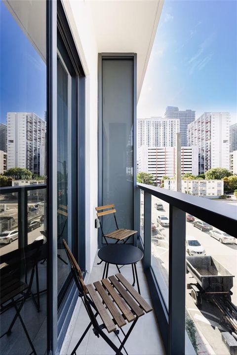 На продажу: $485,000 (0 спален, 1 ванн, 405 Квадратных фут)