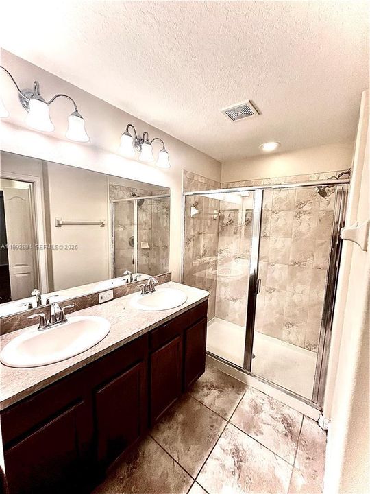 Active With Contract: $2,260 (3 beds, 2 baths, 0 Square Feet)