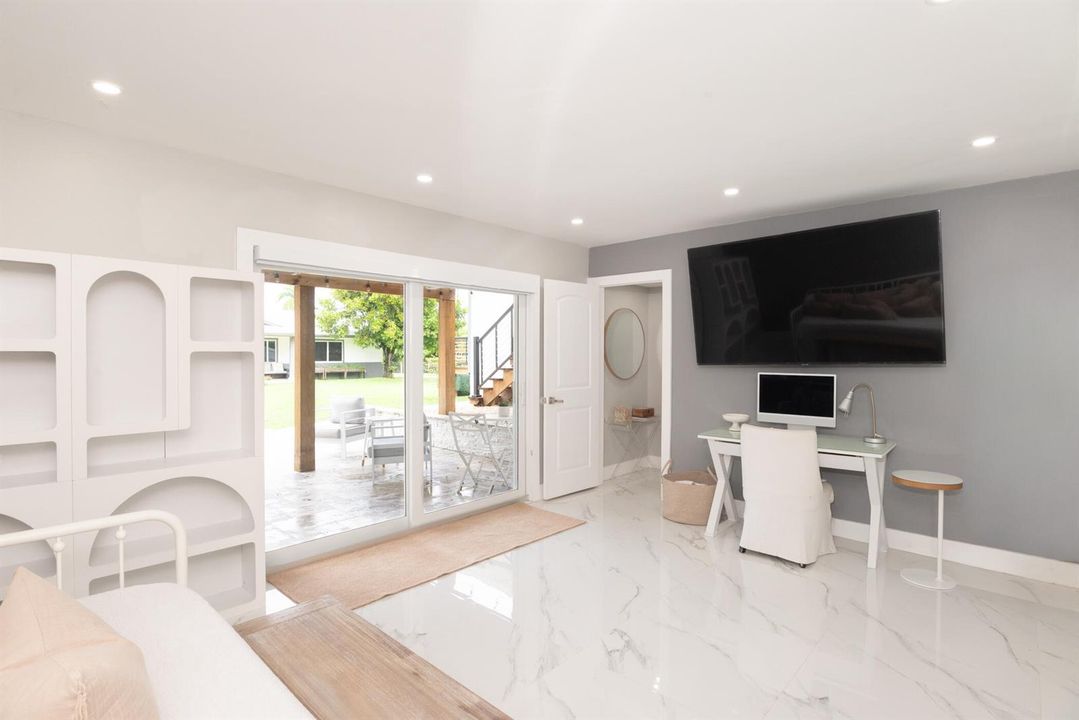 © Clark-13487 Barwick Road-009