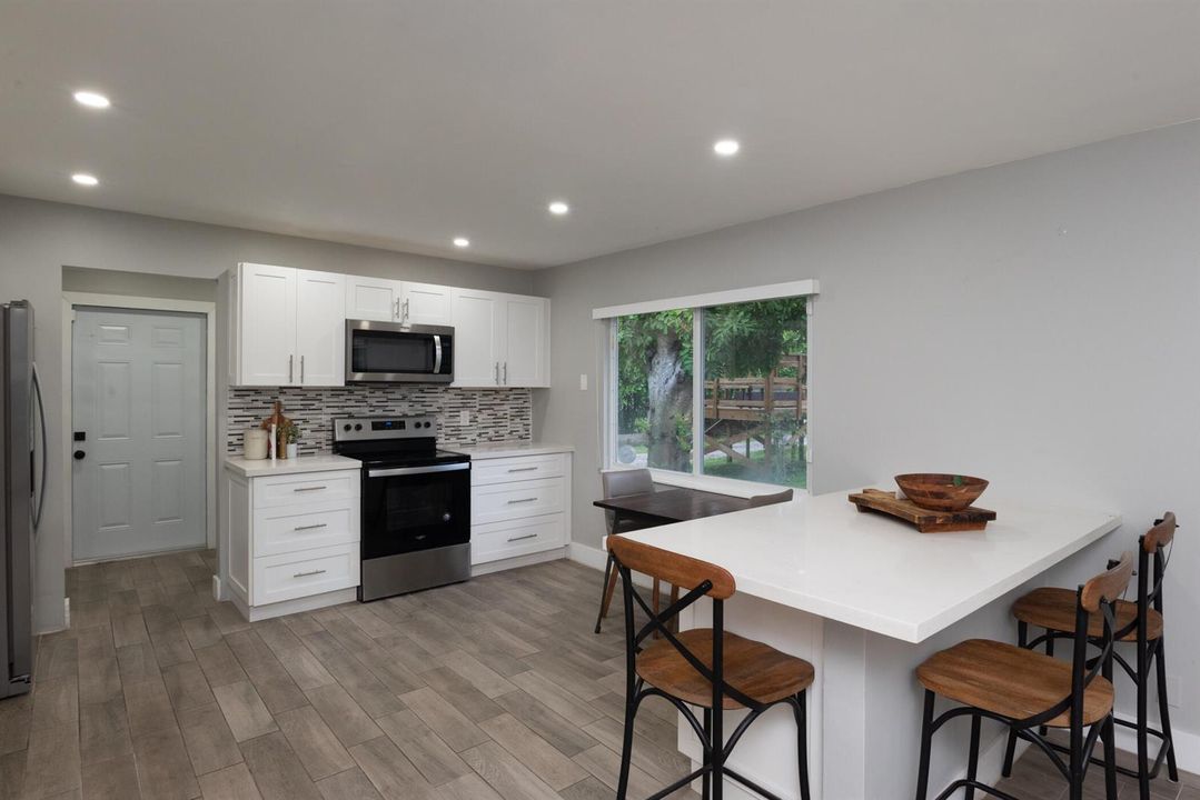 © Clark-13487 Barwick Road-070