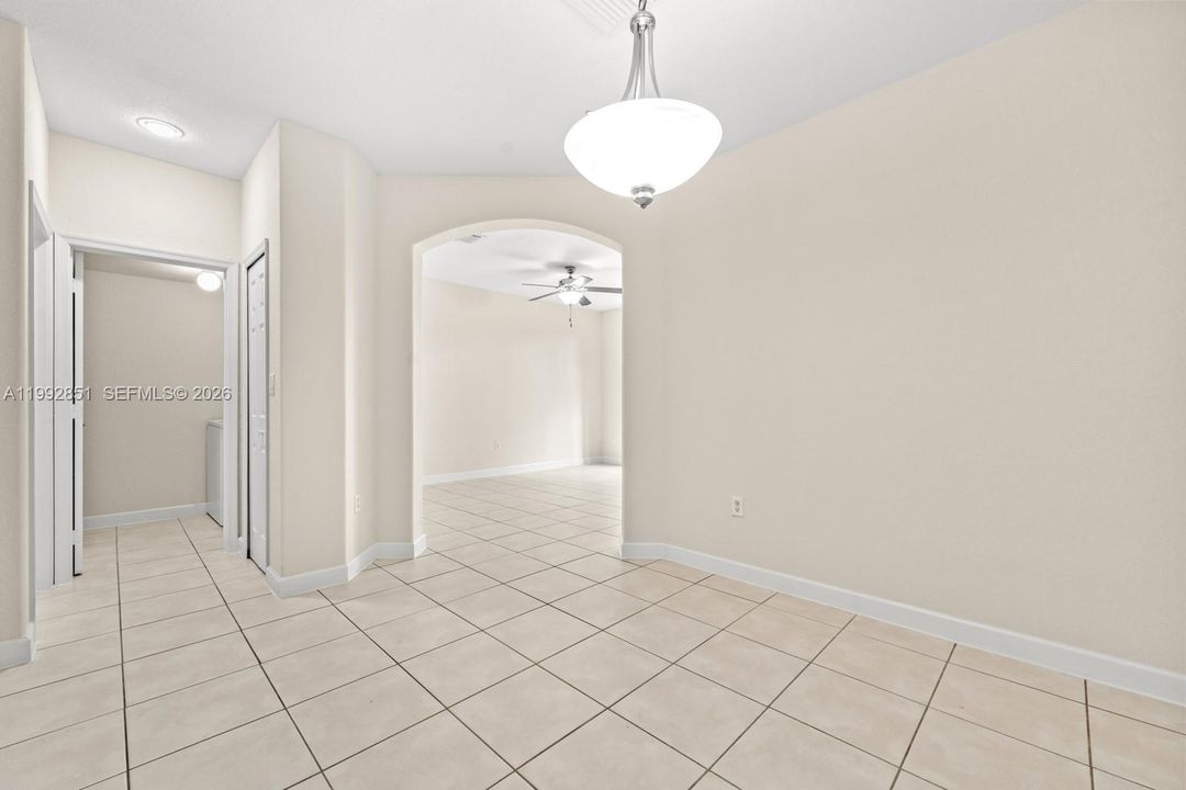For Sale: $344,999 (4 beds, 2 baths, 1852 Square Feet)
