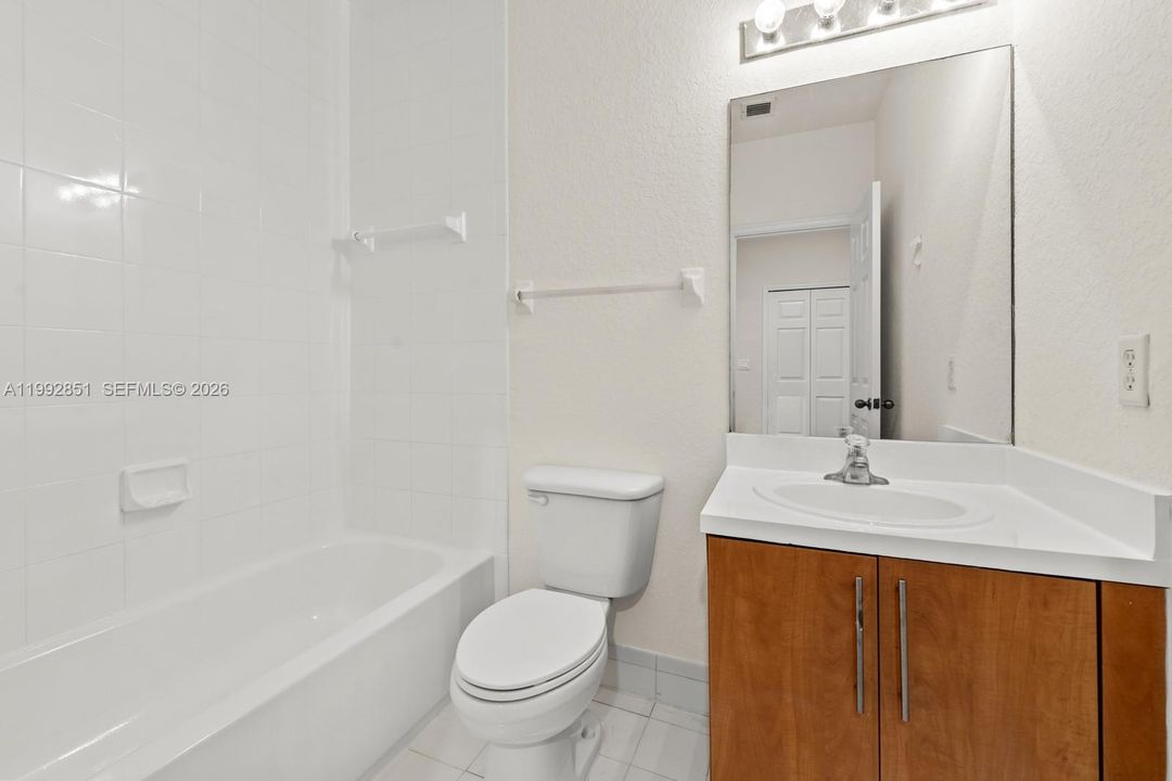 For Sale: $344,999 (4 beds, 2 baths, 1852 Square Feet)